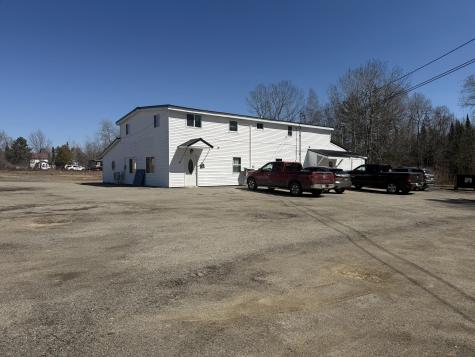 442 W Broadway Lincoln ME 04457