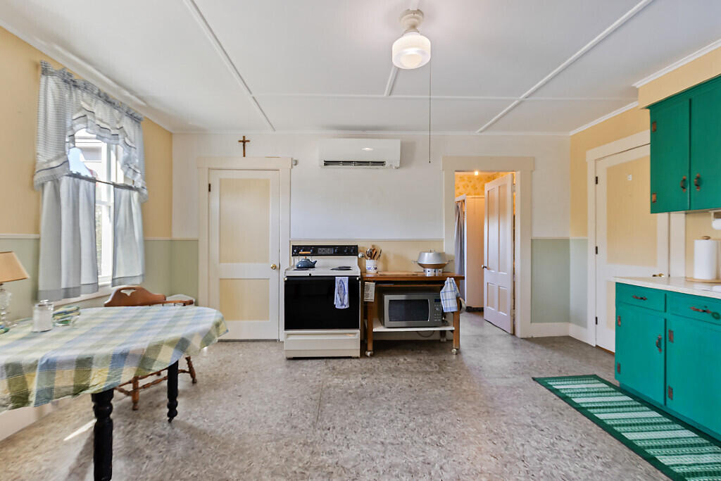 54 Bay Street Winslow ME 04901