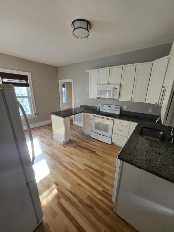 14 Boynton Street Portland ME 04102