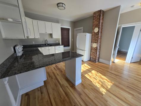 14 Boynton Street Portland ME 04102