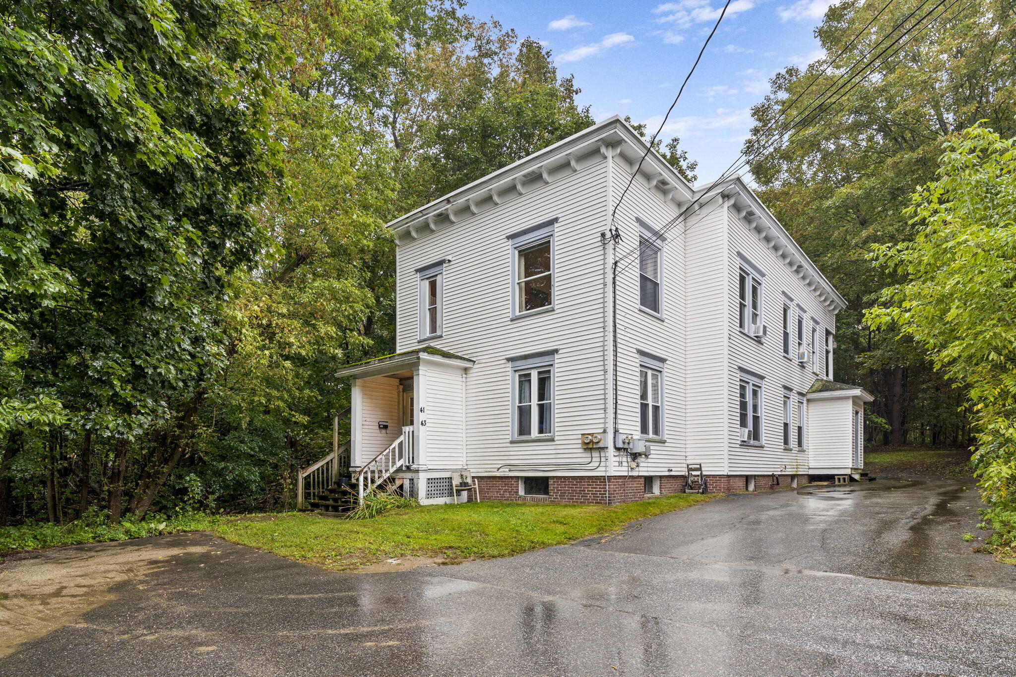 41 Burbank Street Lewiston ME 04240