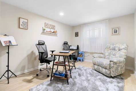 1096 Middle Road Warren ME 04864