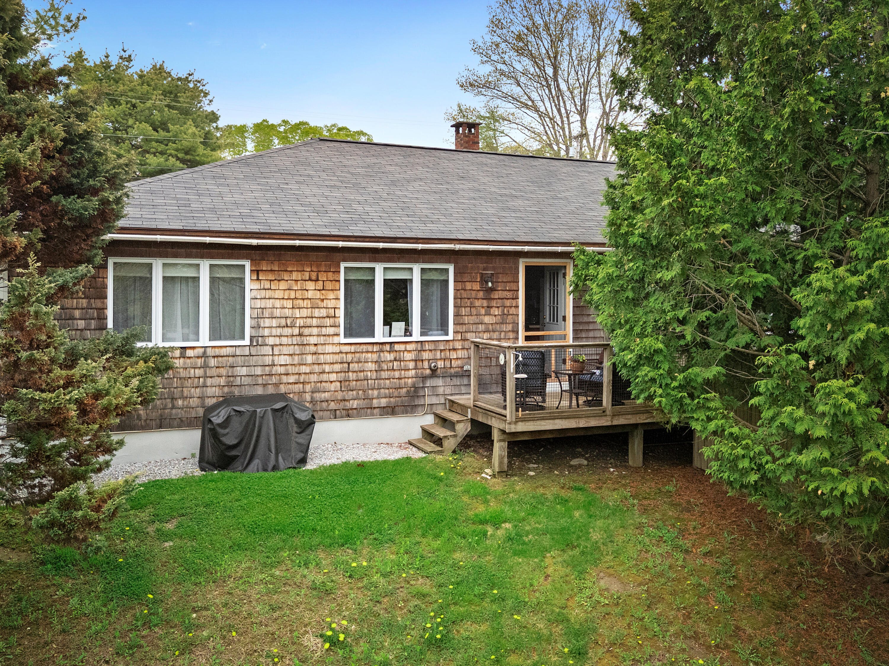 1096 Middle Road Warren ME 04864