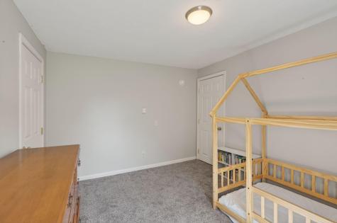 642 Limerick Road Arundel ME 04046