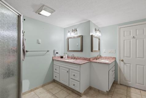 642 Limerick Road Arundel ME 04046