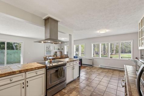 642 Limerick Road Arundel ME 04046