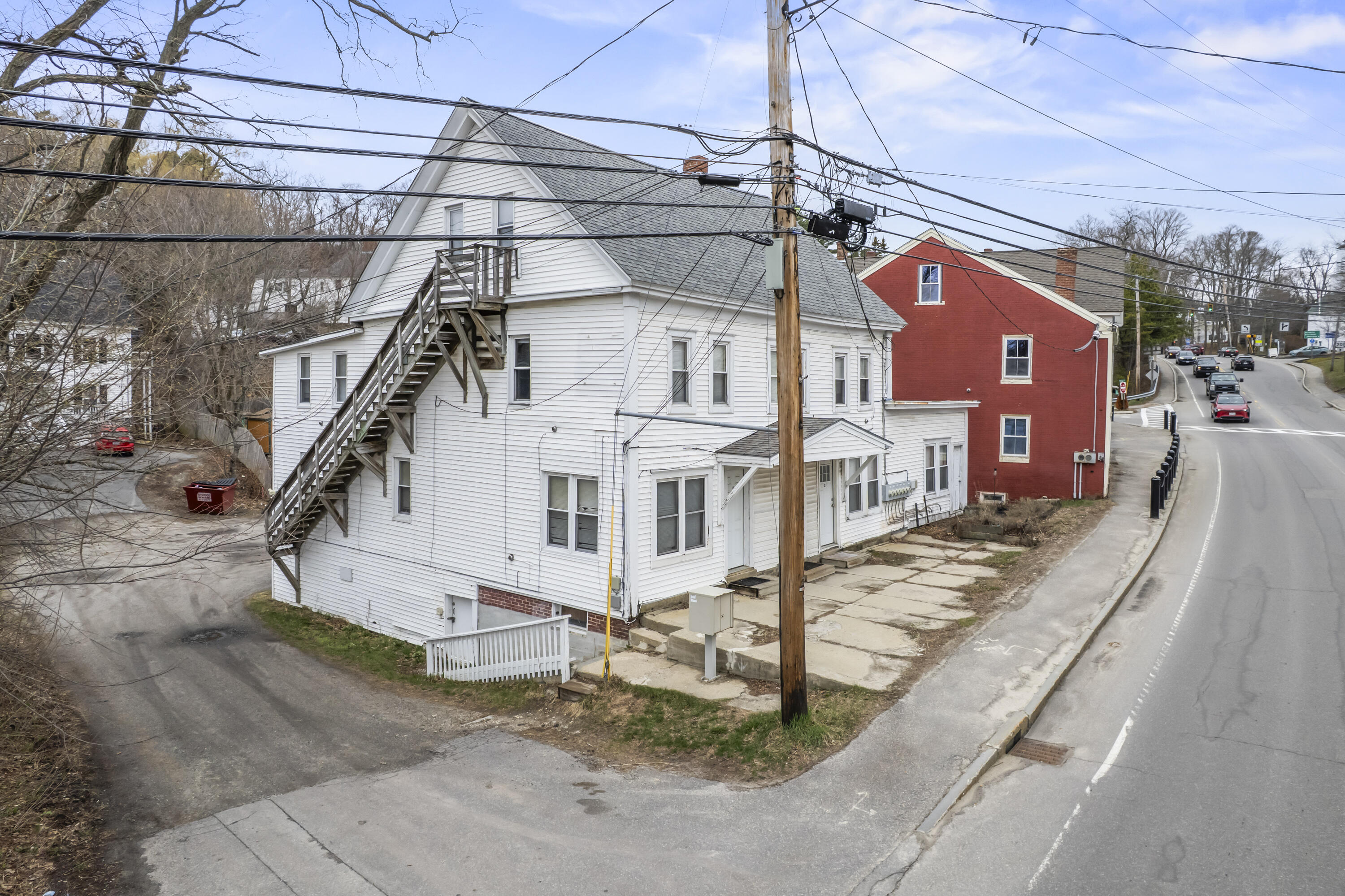 16 Main Street Topsham ME 04086