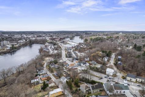 16 Main Street Topsham ME 04086