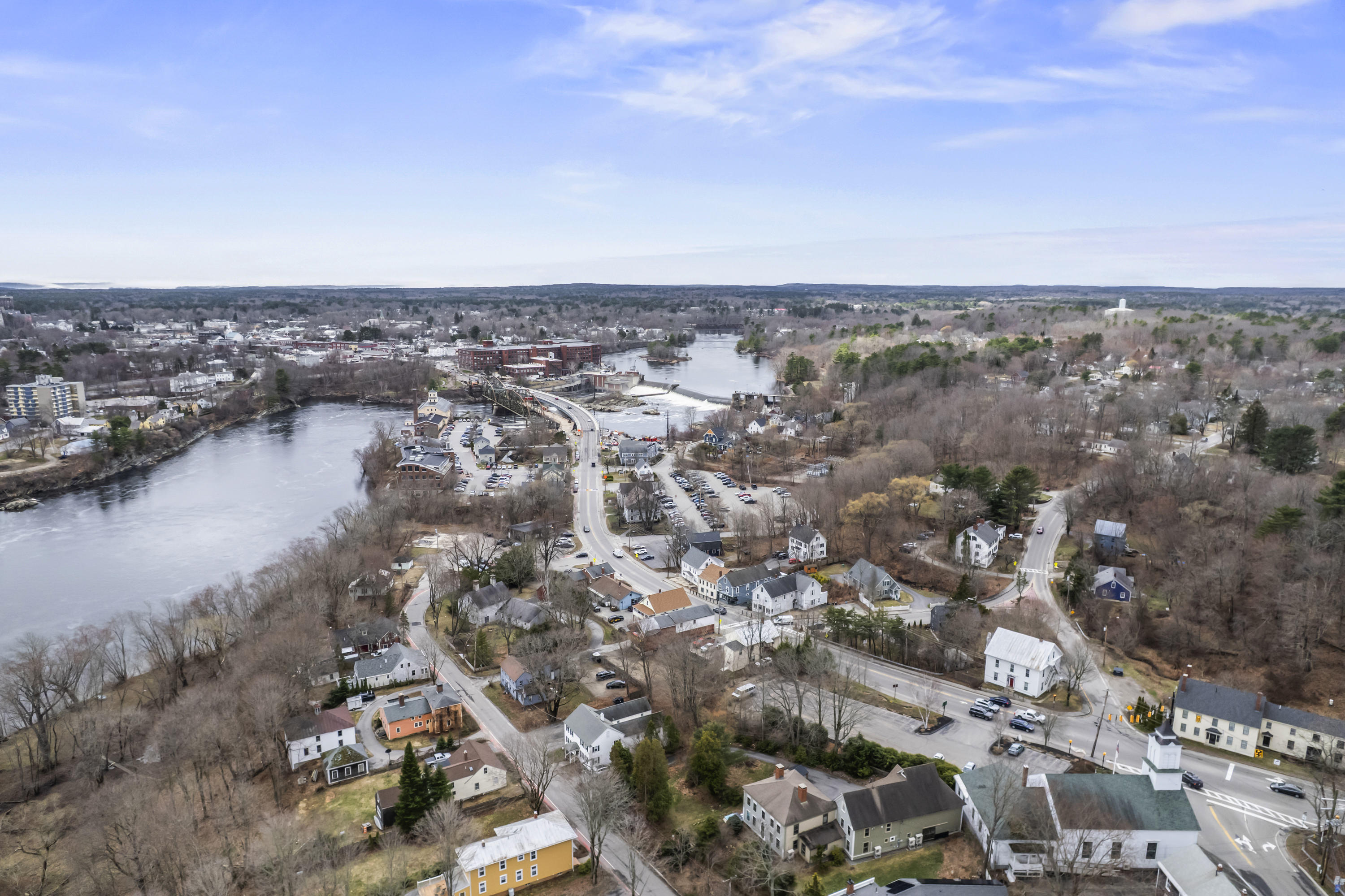 16 Main Street Topsham ME 04086