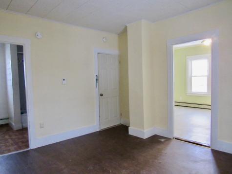 29 Fourth Street Auburn ME 04210