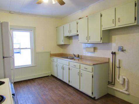 29 Fourth Street Auburn ME 04210