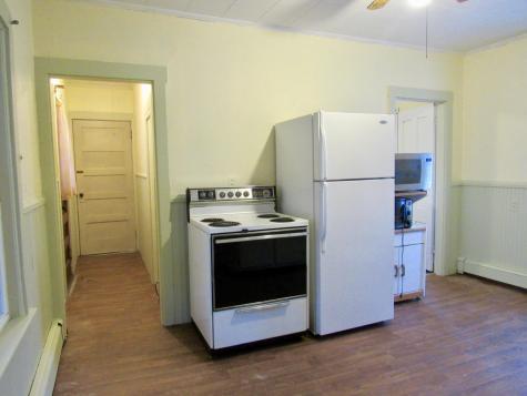 29 Fourth Street Auburn ME 04210