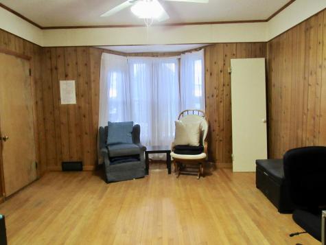 29 Fourth Street Auburn ME 04210