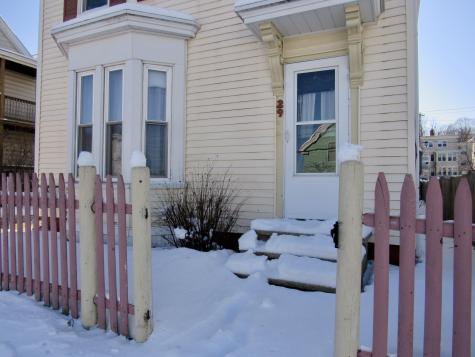 29 Fourth Street Auburn ME 04210