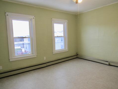 29 Fourth Street Auburn ME 04210