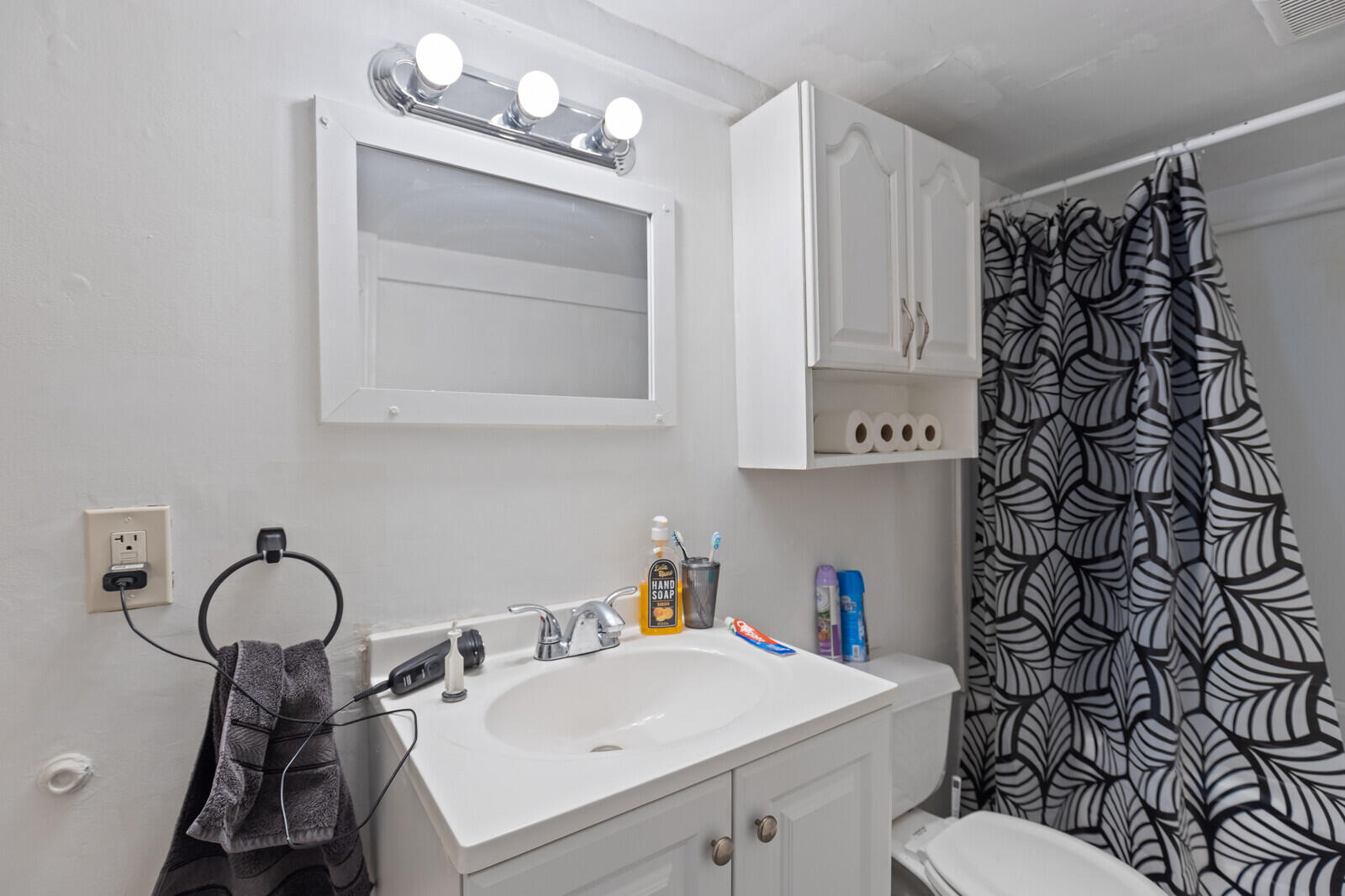 42 Carey Lane Waterville ME 04901