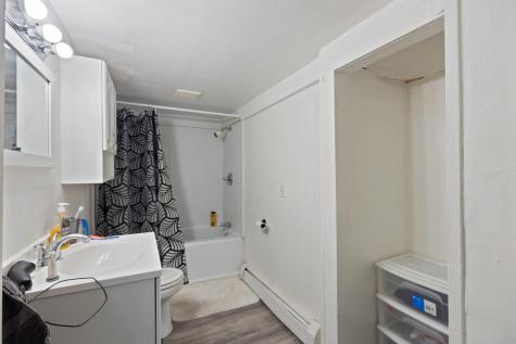 42 Carey Lane Waterville ME 04901