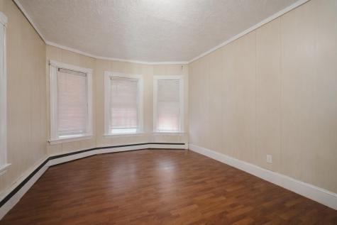 67 Maple Street Lewiston ME 04240