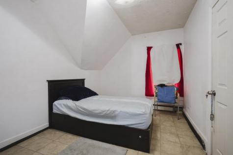 67 Maple Street Lewiston ME 04240