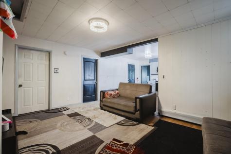 67 Maple Street Lewiston ME 04240