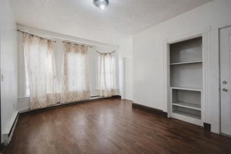 67 Maple Street Lewiston ME 04240