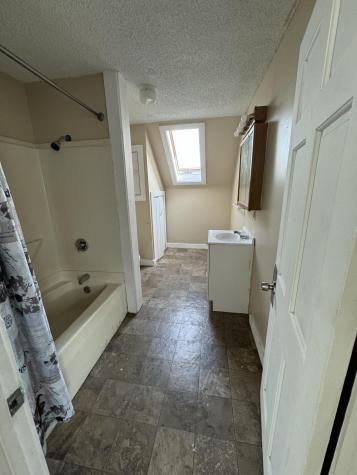 9 Commercial Street Hartland ME 04943