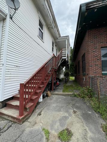 9 Commercial Street Hartland ME 04943