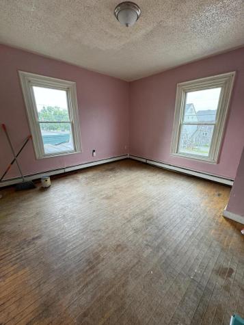 9 Commercial Street Hartland ME 04943