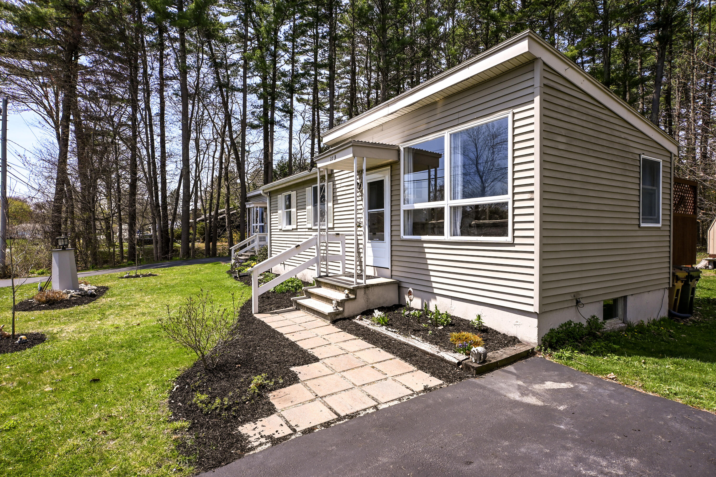 27 Elmwood Drive Saco ME 04072