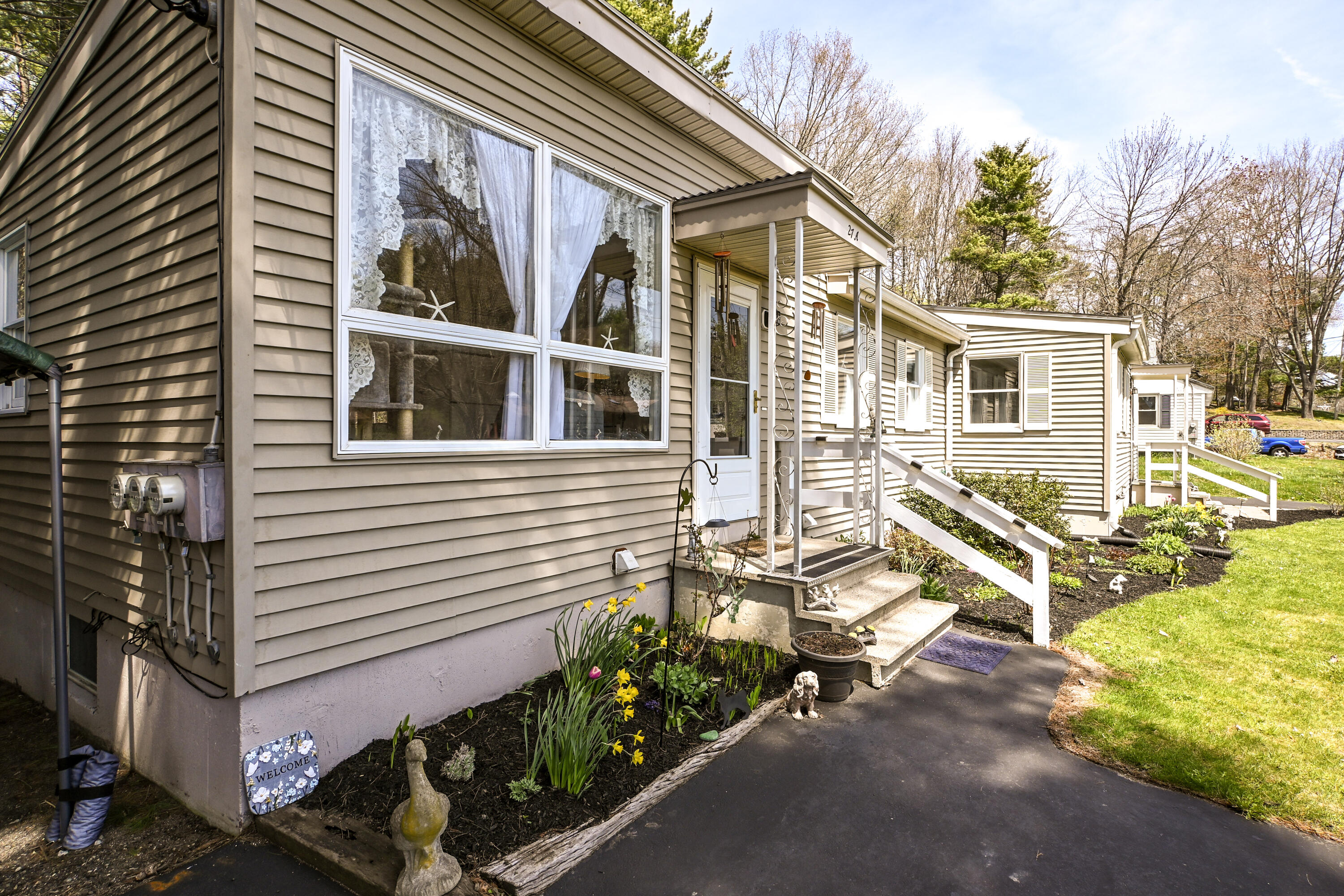 27 Elmwood Drive Saco ME 04072