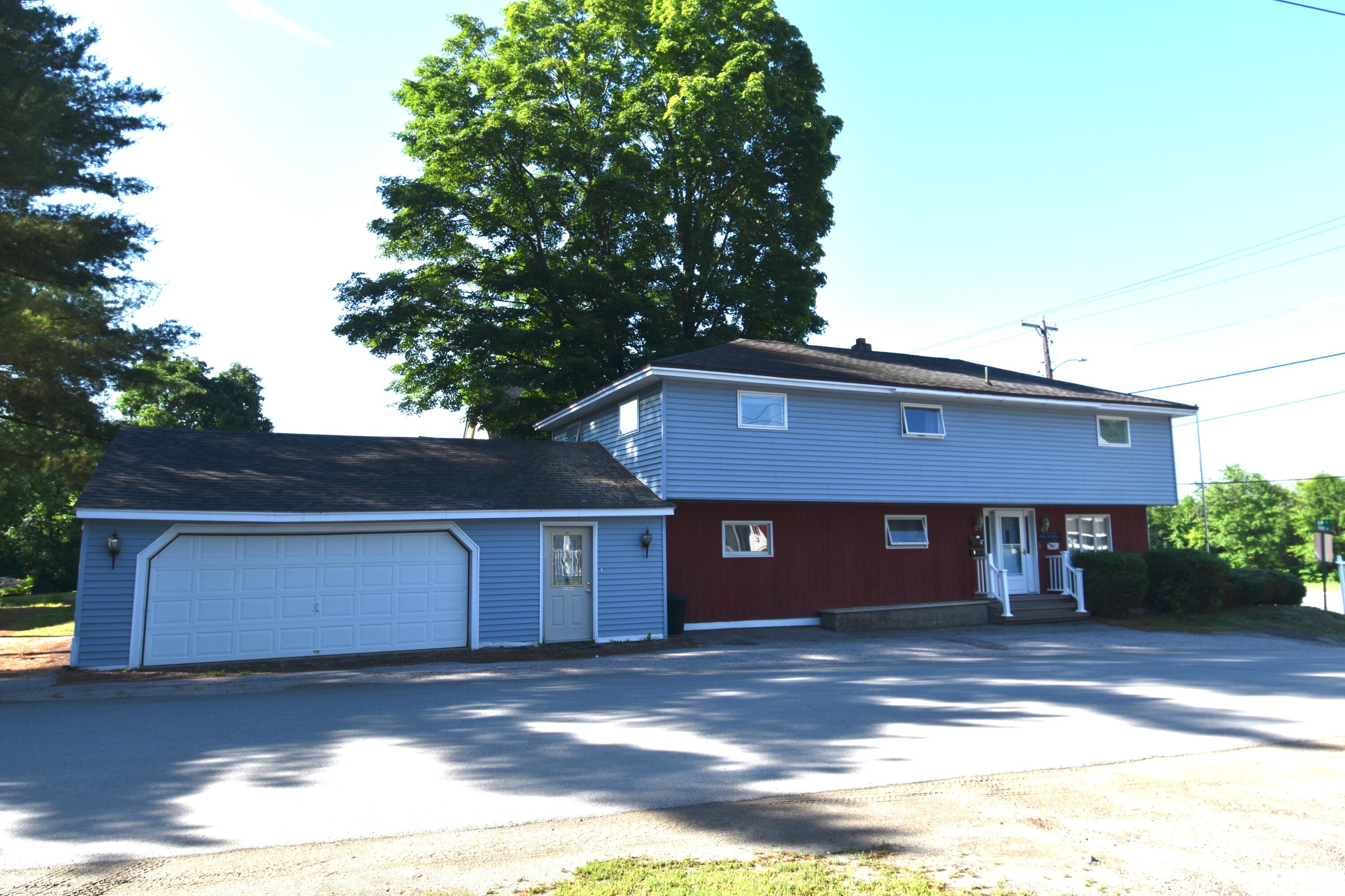 5 Park Avenue Newport ME 04953