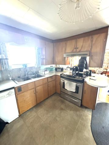 5 Park Avenue Newport ME 04953