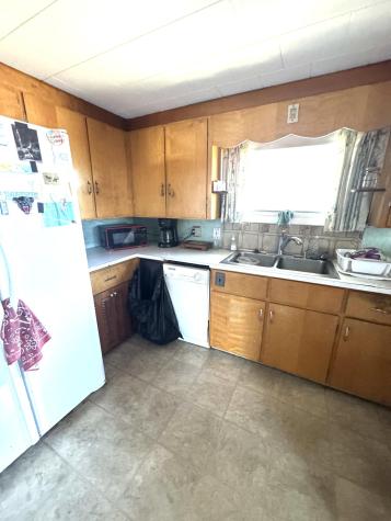 5 Park Avenue Newport ME 04953