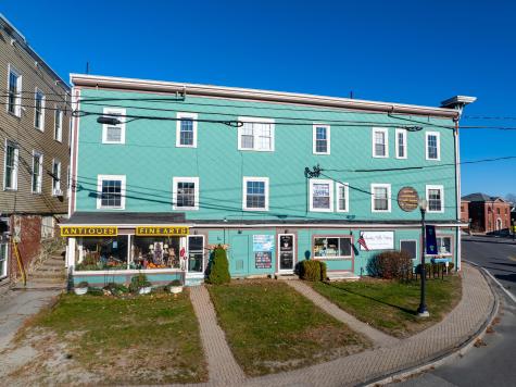 4 Colonial Way Machias ME 04654