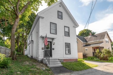 11 Ayers Court Brewer ME 04412