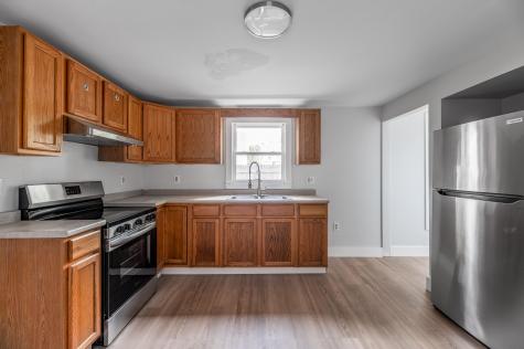 11 Ayers Court Brewer ME 04412