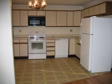 156 Rideout Avenue Lewiston ME 04240