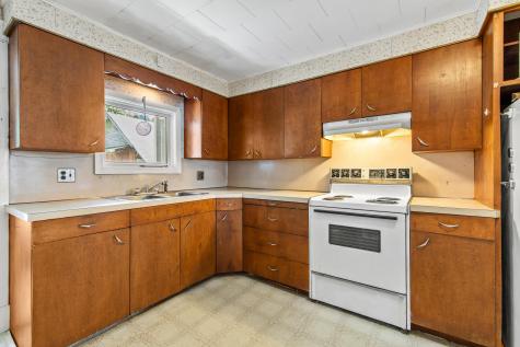 7 Haley Street Lewiston ME 04240
