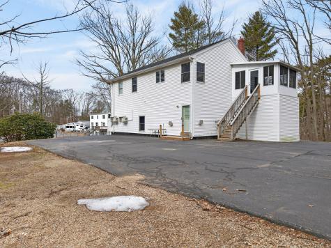 8-10 Bayview Lane Kittery ME 03904