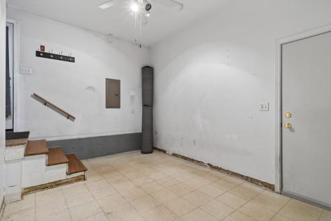 8-10 Bayview Lane Kittery ME 03904