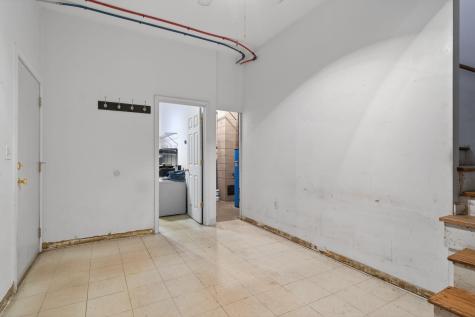 8-10 Bayview Lane Kittery ME 03904