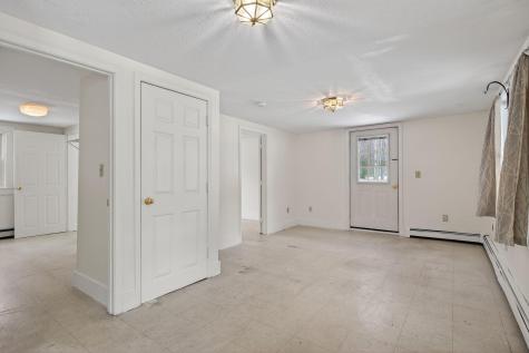 8-10 Bayview Lane Kittery ME 03904