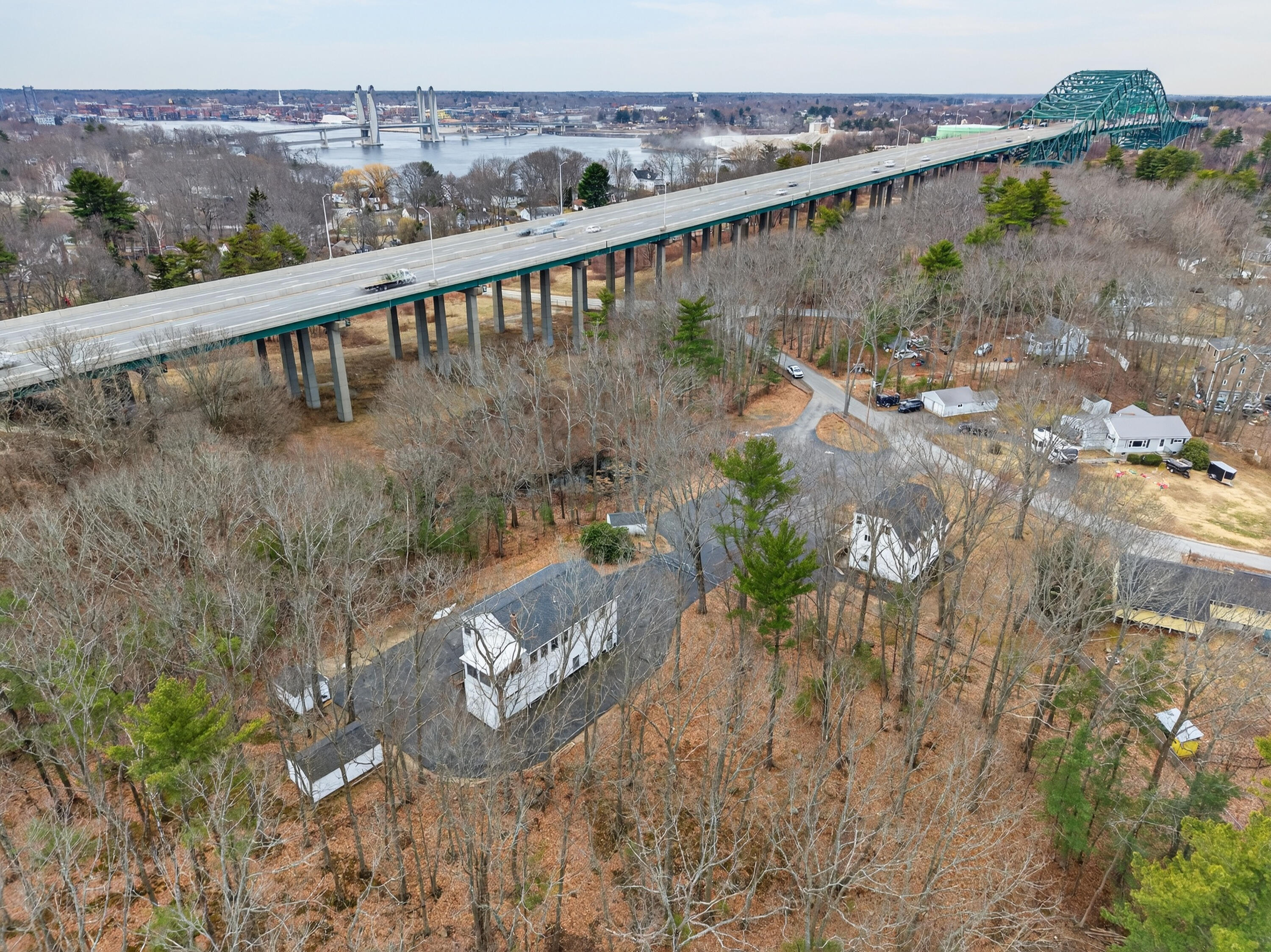 8-10 Bayview Lane Kittery ME 03904