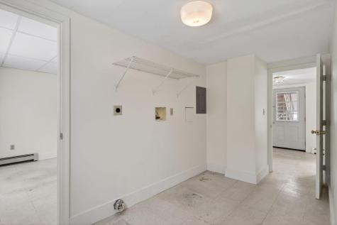 8-10 Bayview Lane Kittery ME 03904