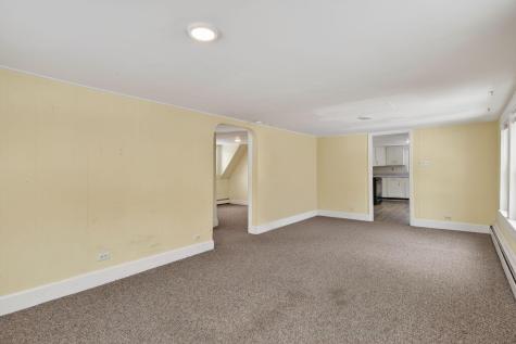 8-10 Bayview Lane Kittery ME 03904