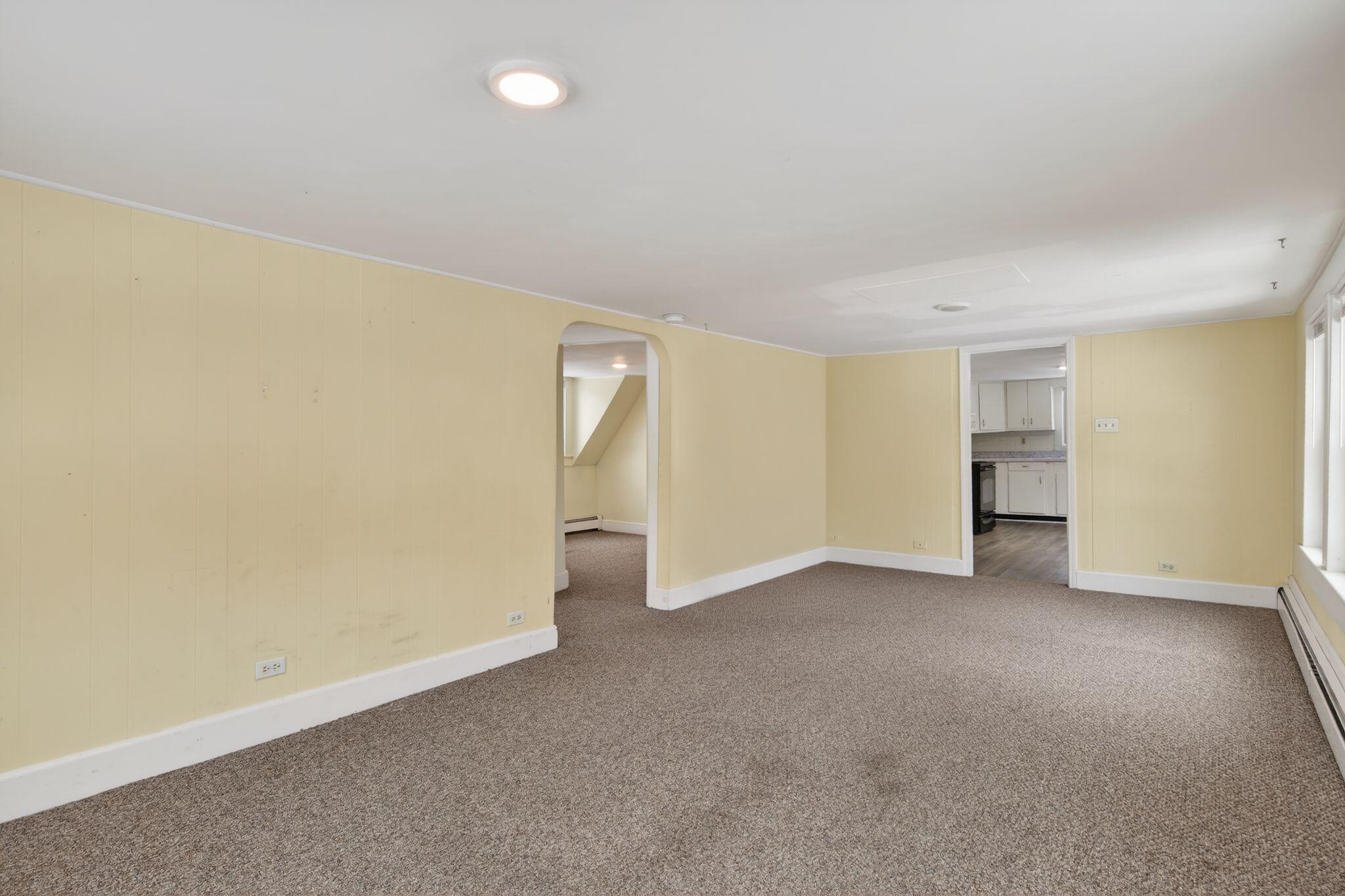 8-10 Bayview Lane Kittery ME 03904