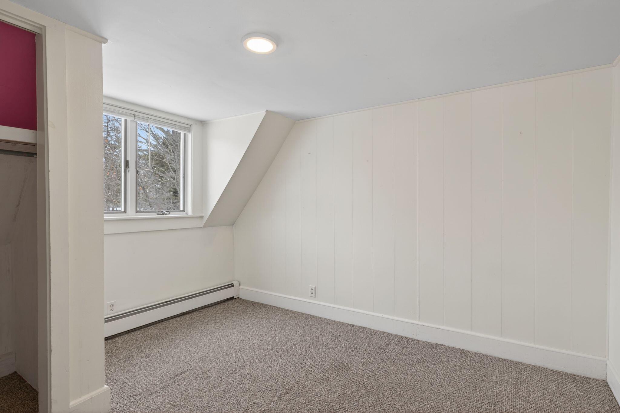 8-10 Bayview Lane Kittery ME 03904