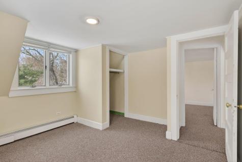 8-10 Bayview Lane Kittery ME 03904