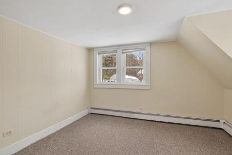 8-10 Bayview Lane Kittery ME 03904