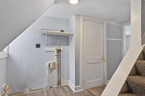 8-10 Bayview Lane Kittery ME 03904